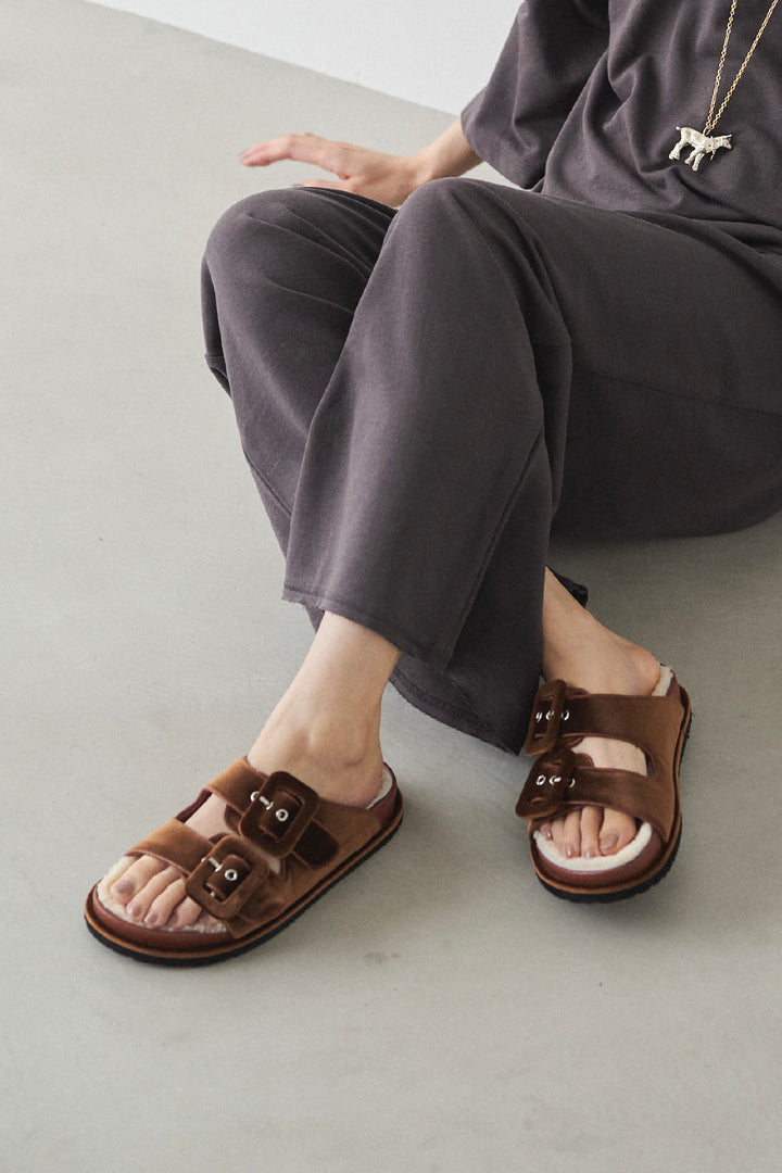 LOTTADESIGN.ロッタデザイン TWO LOOP SANDAL Toe loop sandals | LOTTADESIGN.