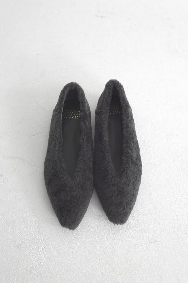 【ELINE】Vカットフラット　（受注商品）