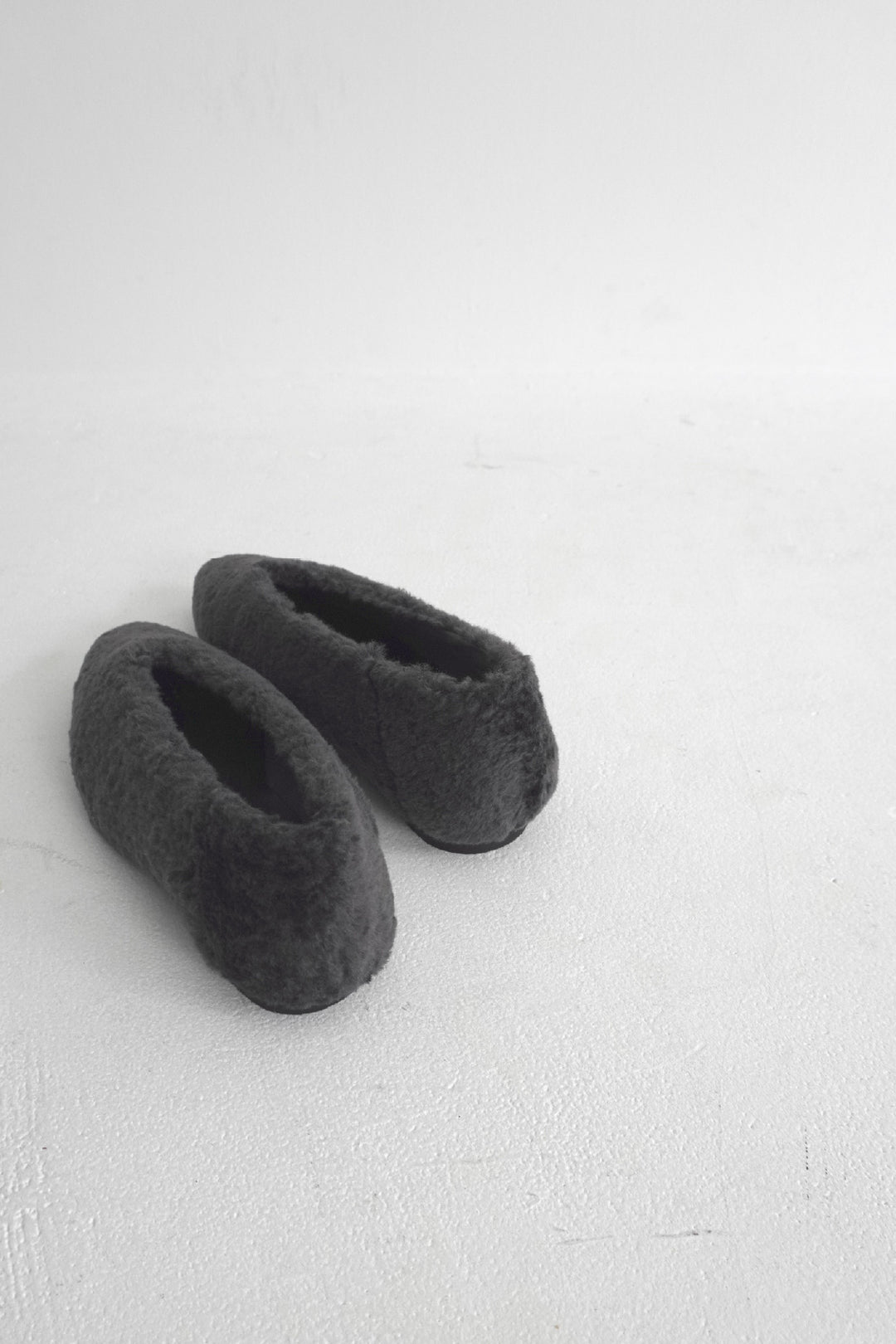 【ELINE】Vカットフラット　（受注商品）