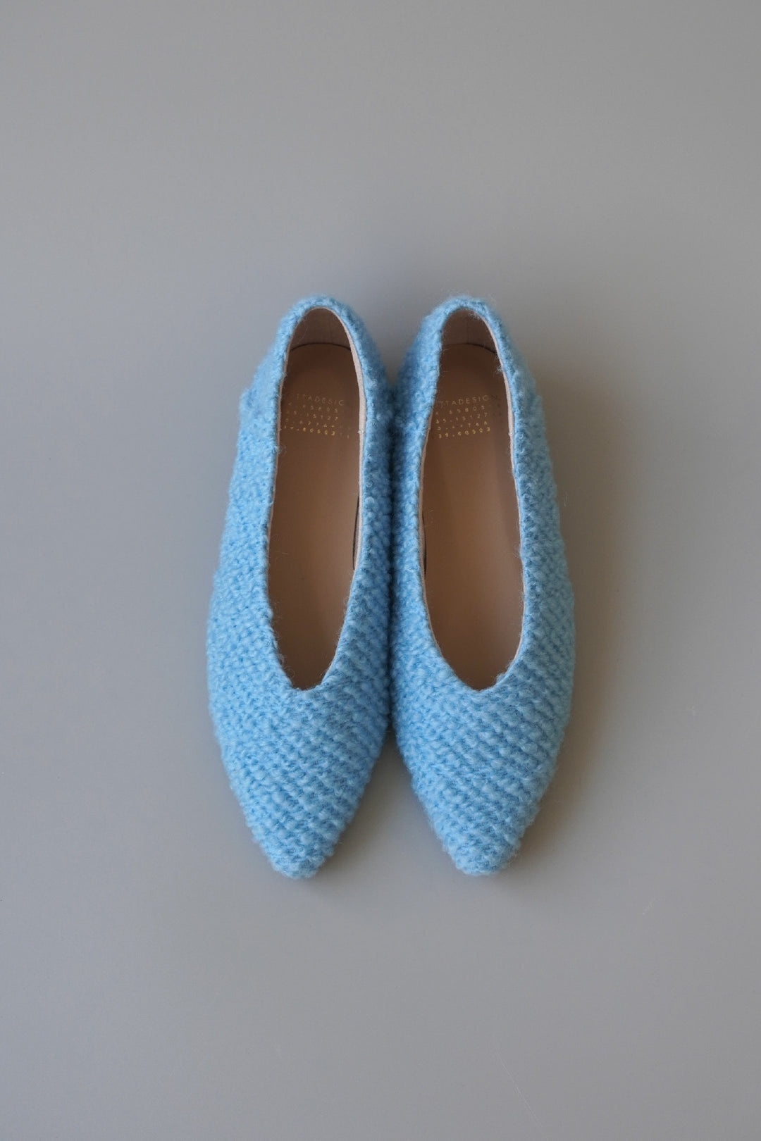 【ELINE】Vカットフラット　（受注商品）