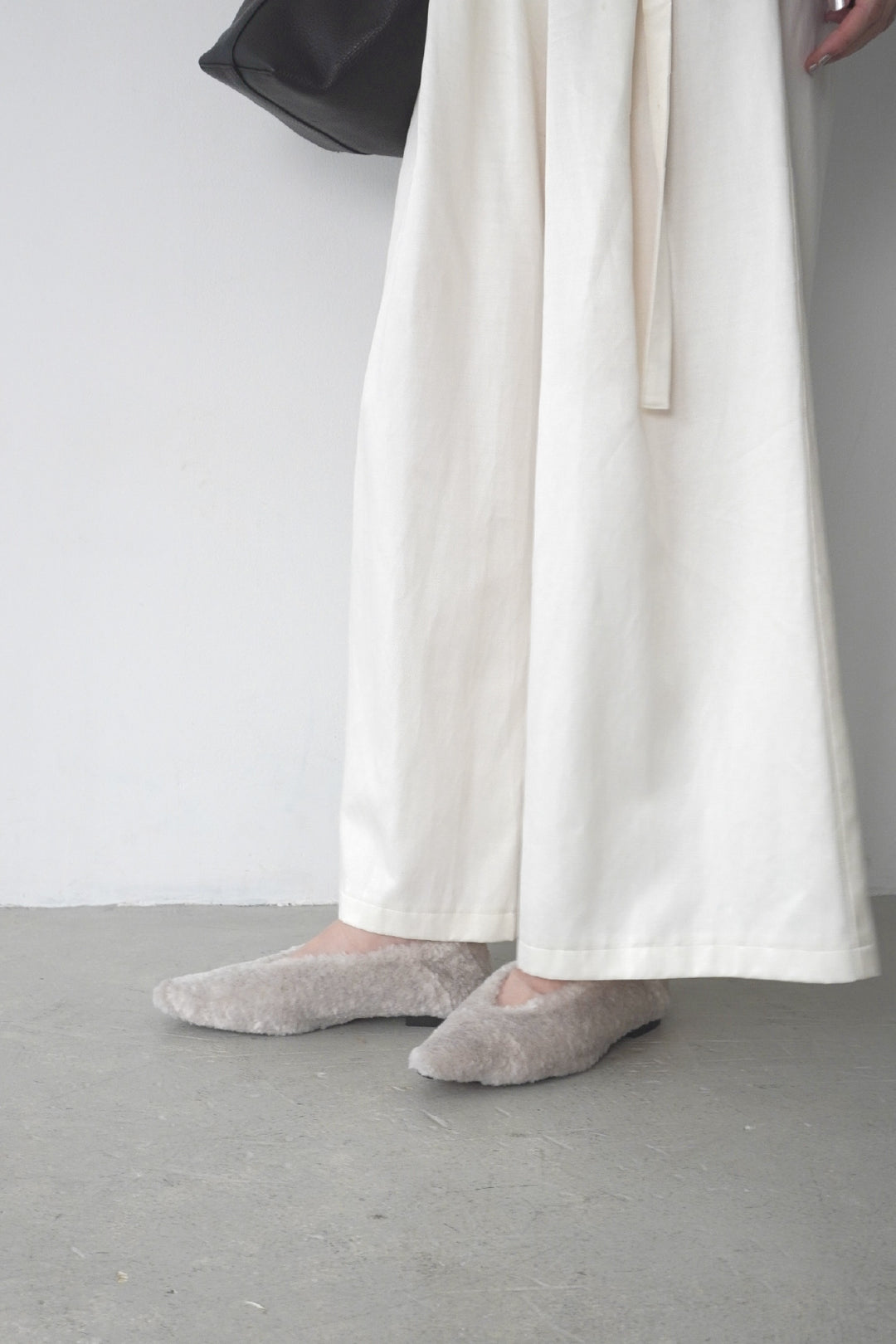 【ELINE】Vカットフラット　（受注商品）