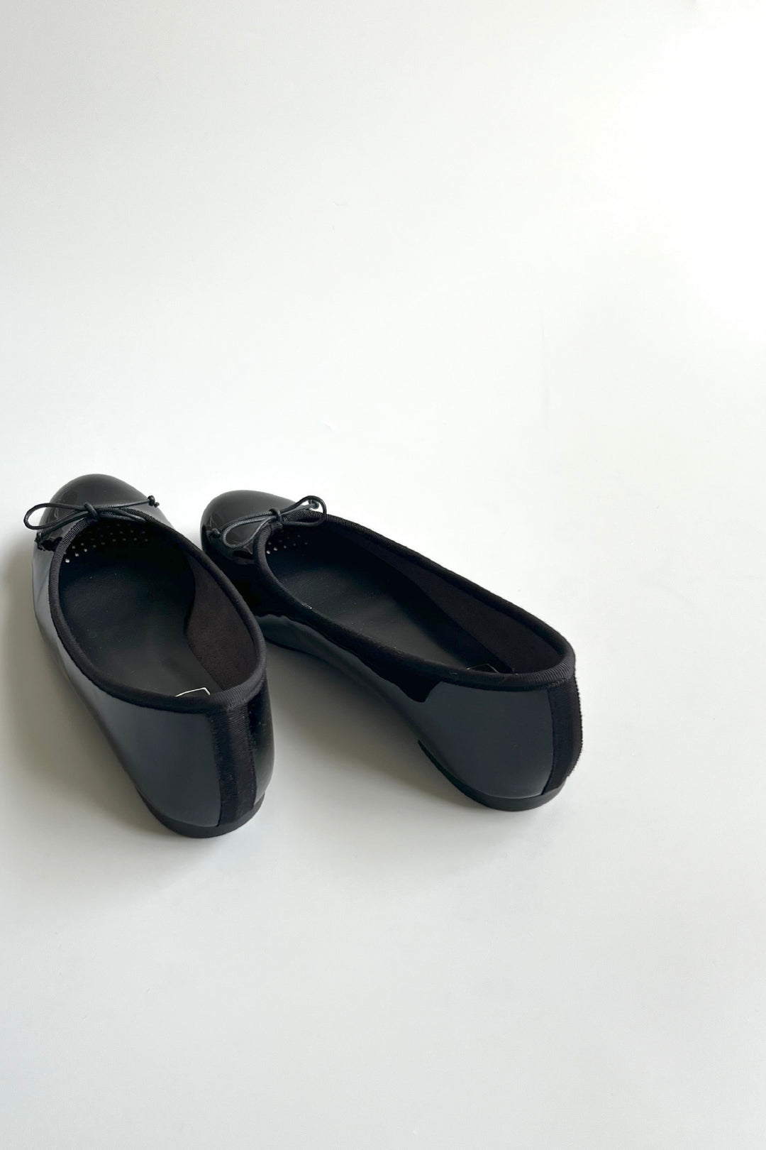 ロッタデザイン ラウンドトゥ バレエシューズ ［FIKA］ LOTTADESIGN.