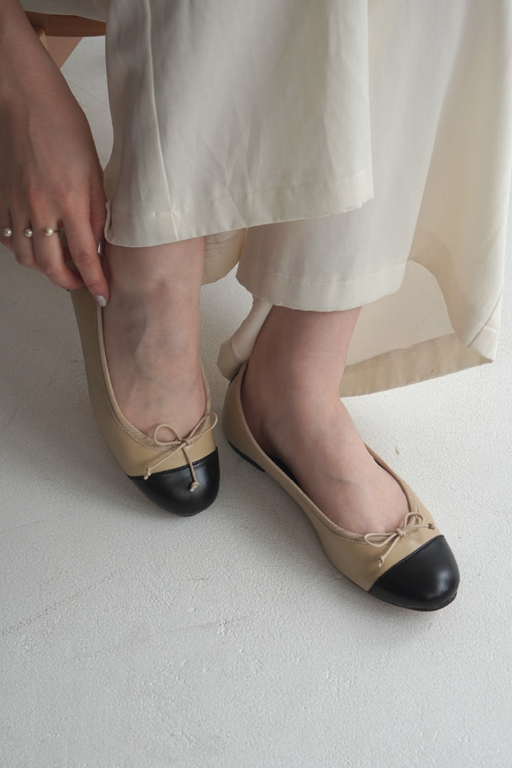 [FIKA.C] Two-Tone Drawstring Ballet Flats (Round Toe, All-Weather) ■ Silver/Black/Beige