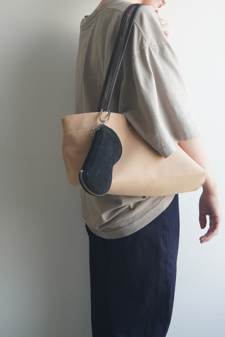 Horizontal Shoulder Tote