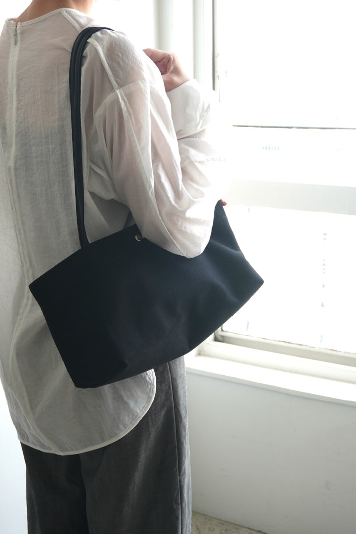 Horizontal Shoulder Tote
