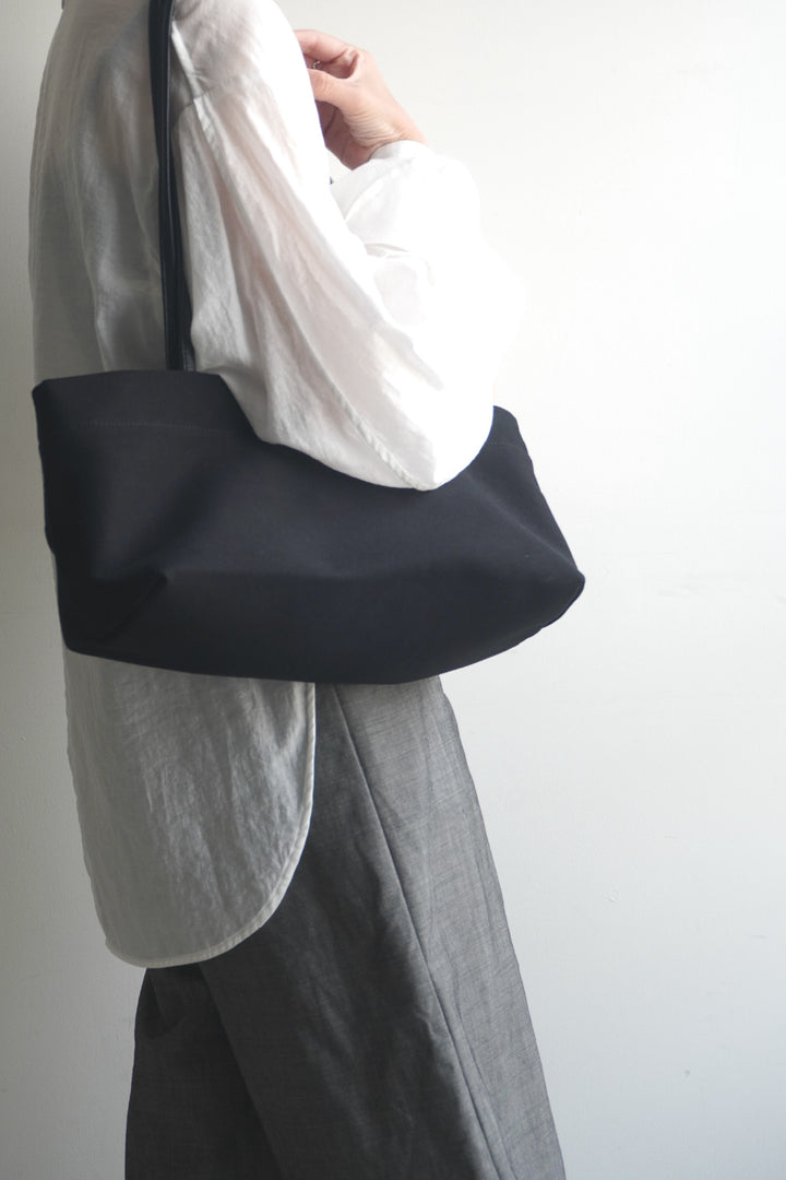 Horizontal Shoulder Tote