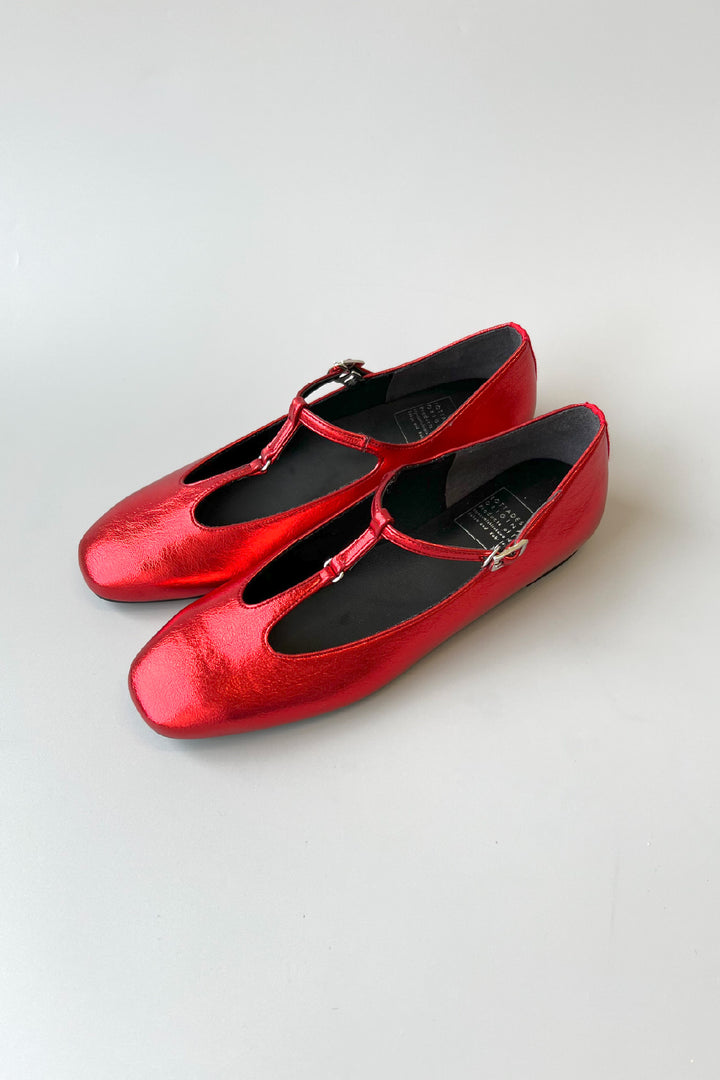 【KATE】T-Strap Flat Shoes, Square Toe, All-Weather Use ■Black E/Silver