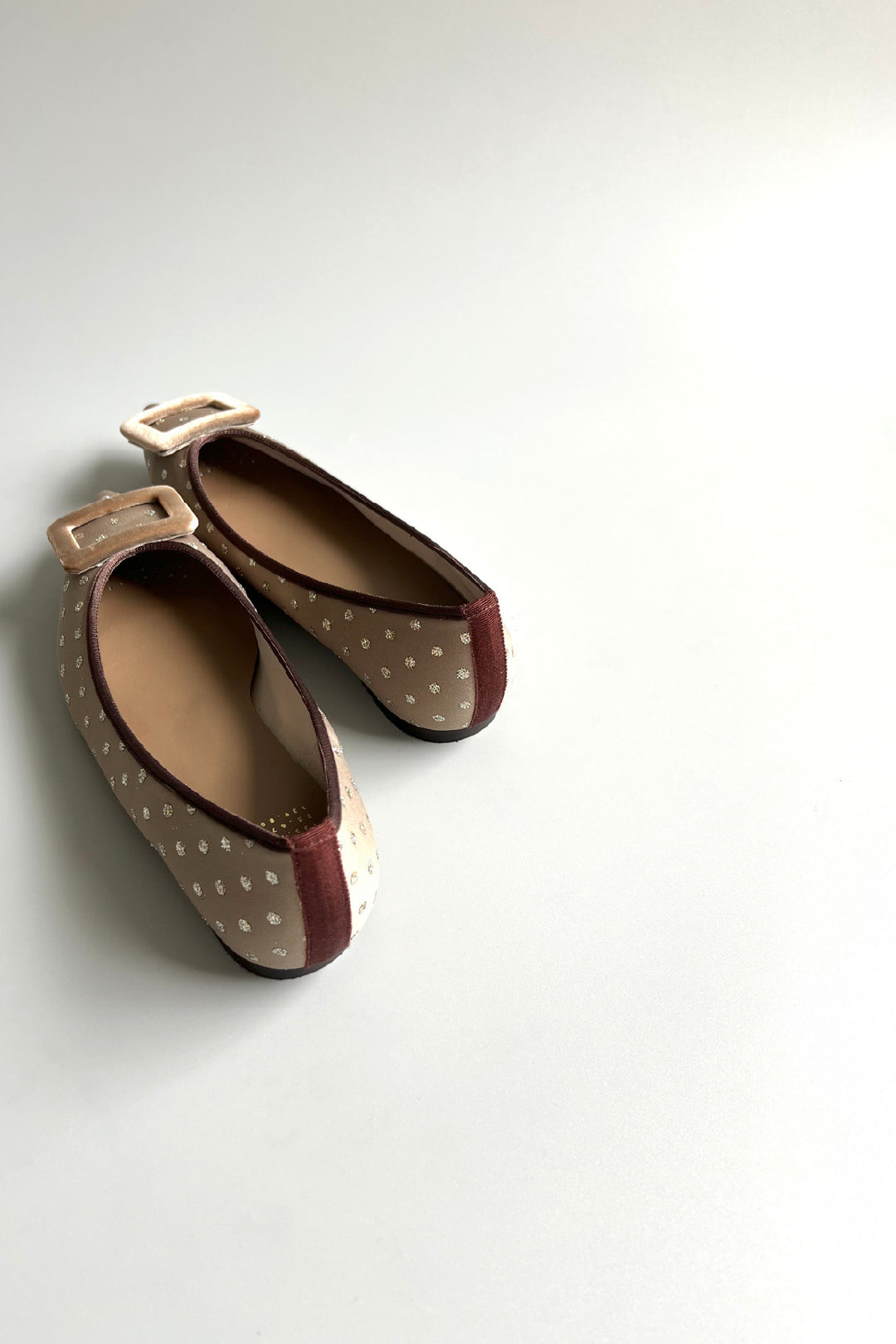 ロッタです♪ ロッタデザイン ポインテッドフラットバレエ made in japan｜LOTTADESIGN.