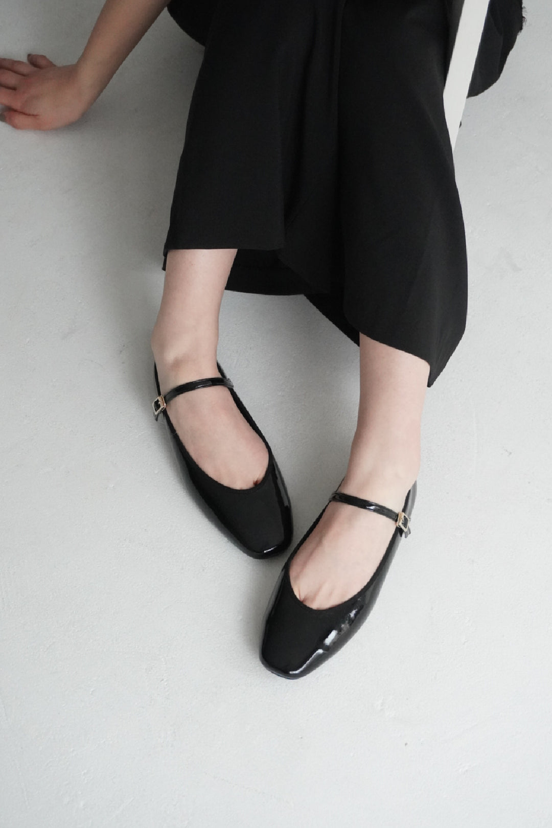 ロッタデザイン メリージェーンバレエ スクエアトゥ ブラックエナメル
