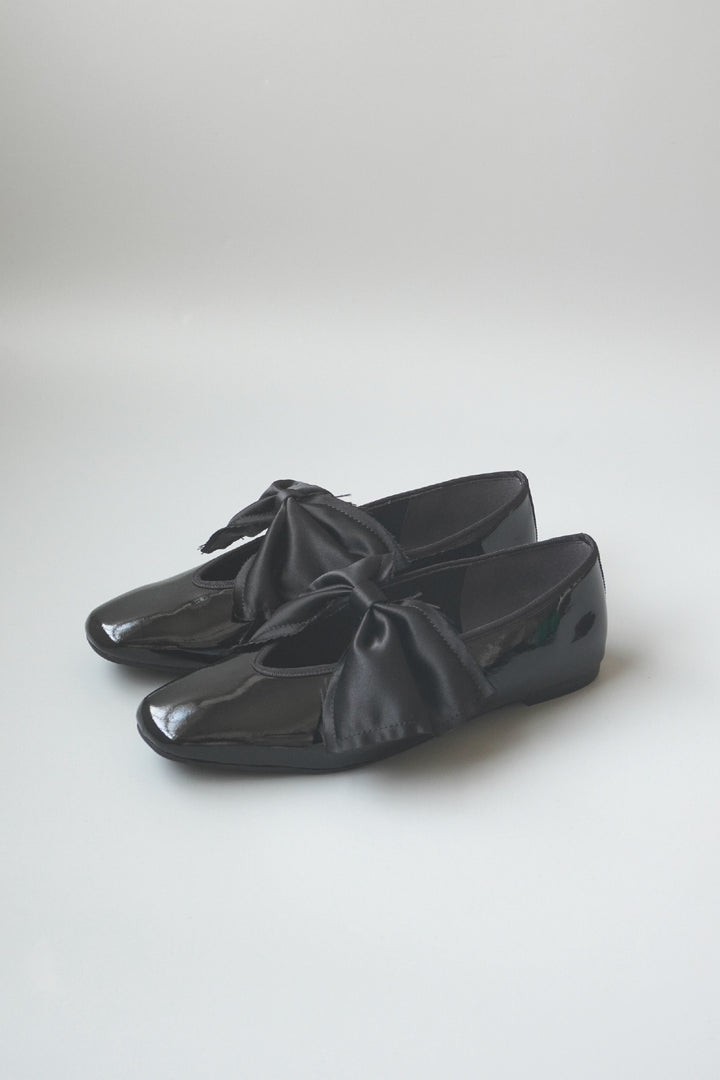 【NOLDE.R】 Vカットストラップバレエ  晴雨兼用