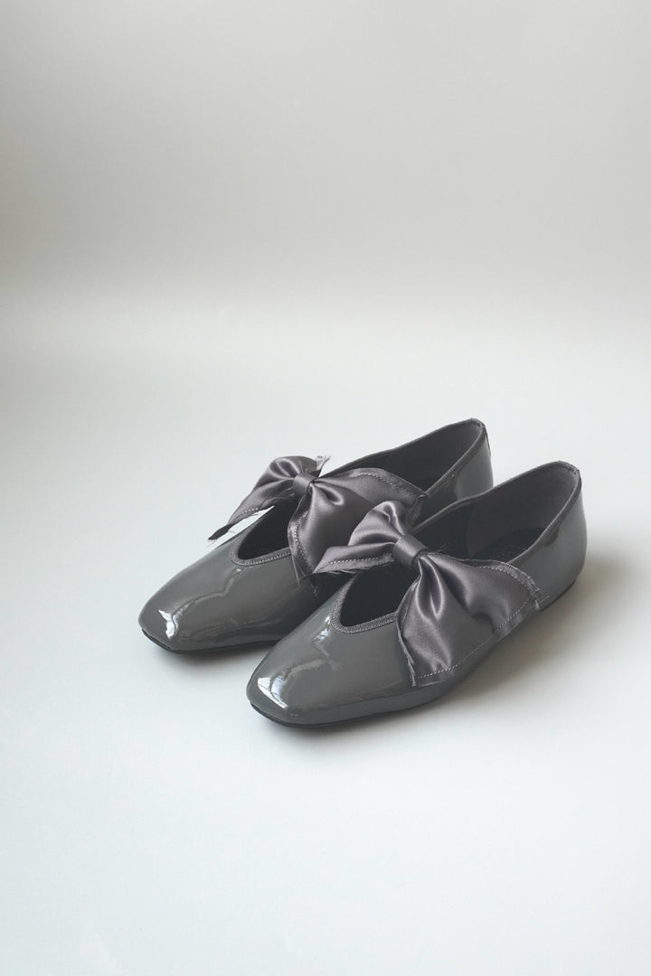 【NOLDE.R】 Vカットストラップバレエ  晴雨兼用