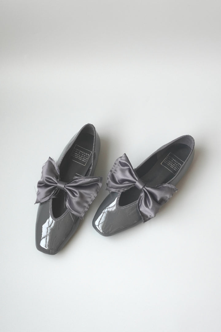 【NOLDE.R】 Vカットストラップバレエ  晴雨兼用
