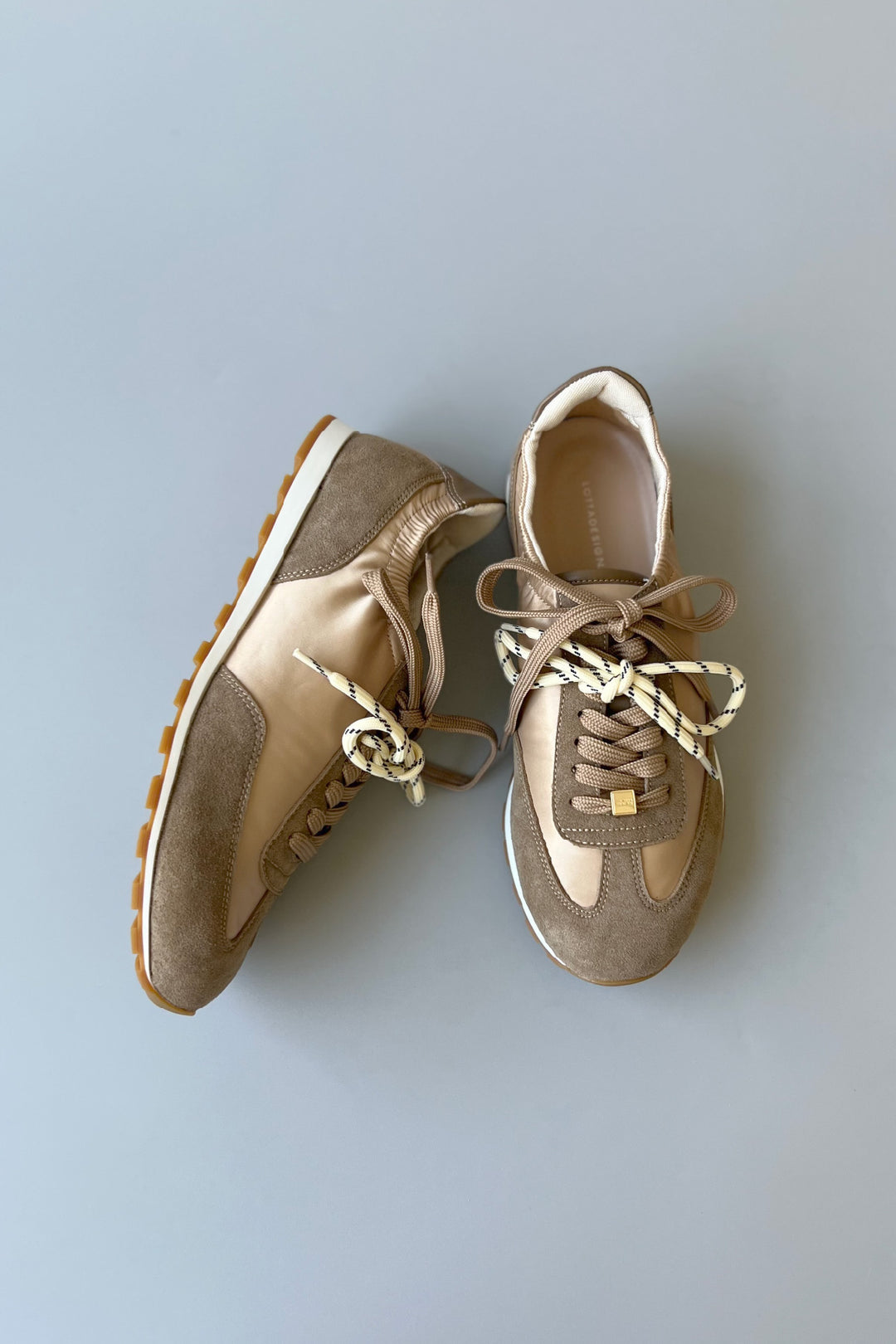 【SNOOK】〈Immediate Delivery〉Soft Double-Lace Sneakers ■Black/Beige