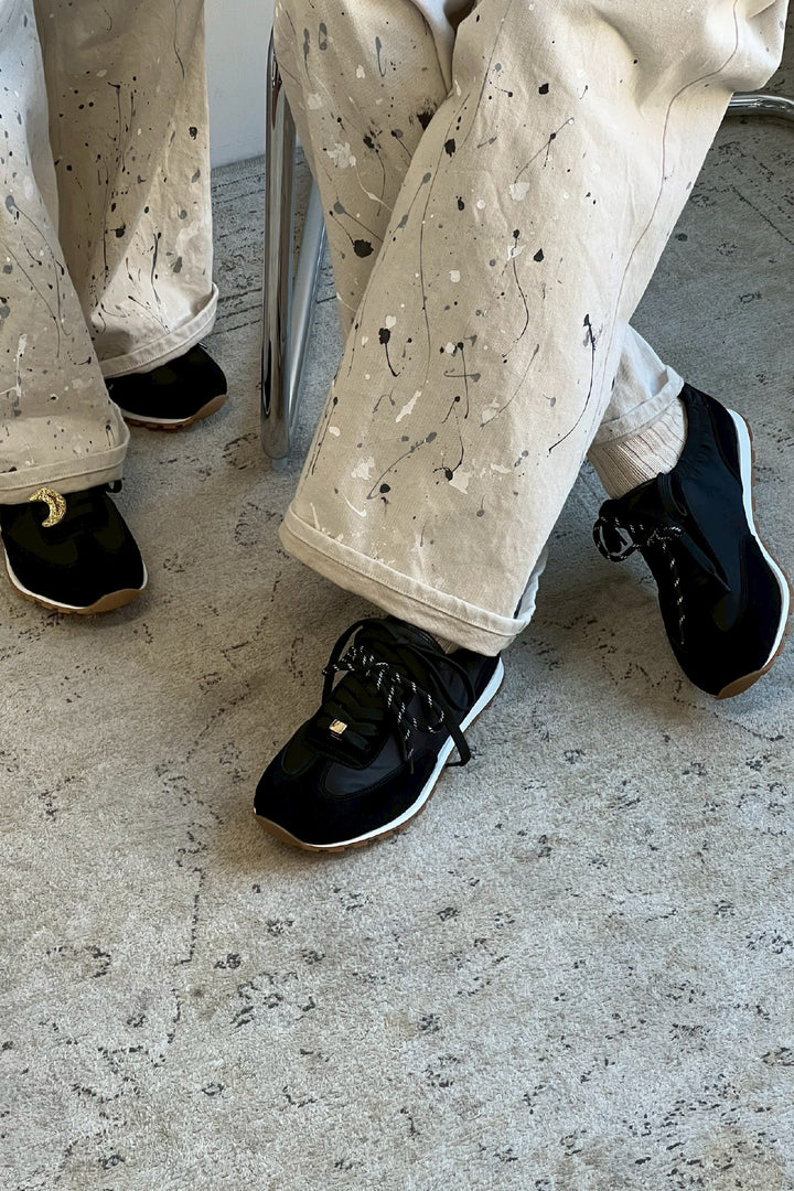 【SNOOK】〈Immediate Delivery〉Soft Double-Lace Sneakers ■Black/Beige