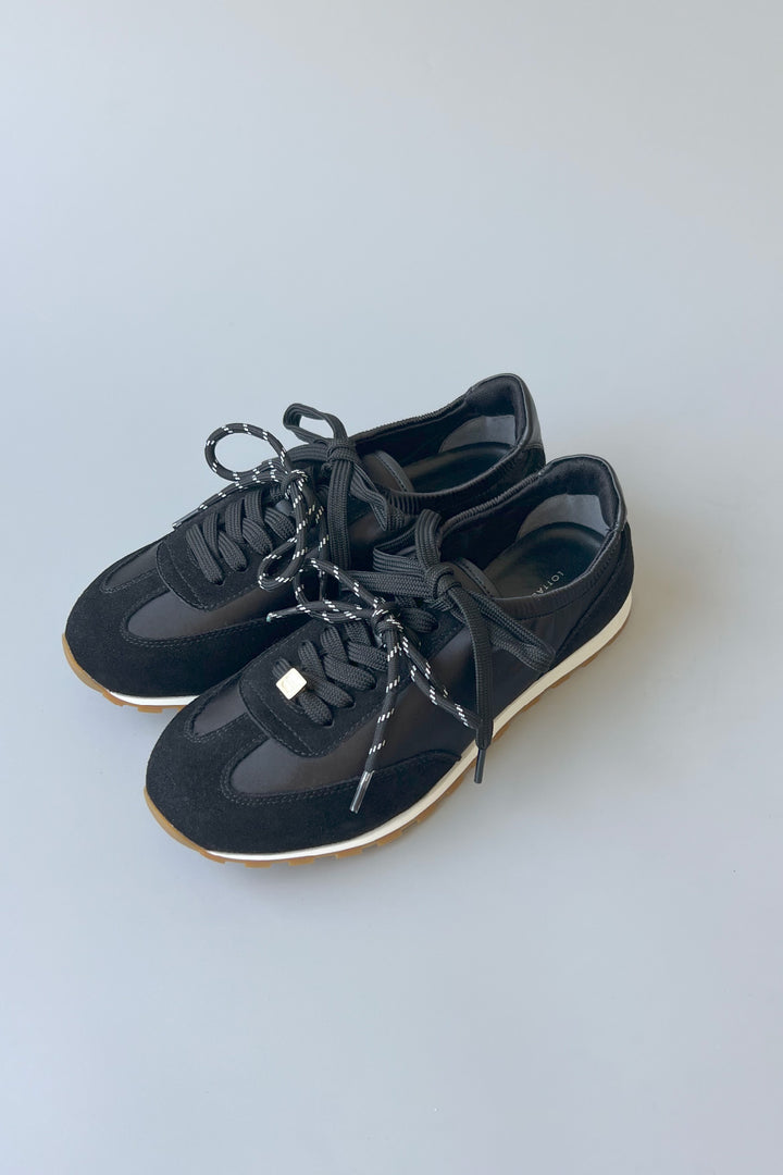 【SNOOK】〈Immediate Delivery〉Soft Double-Lace Sneakers ■Black/Beige