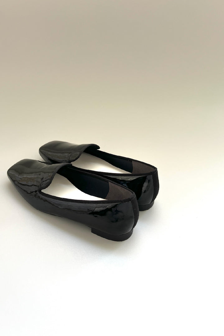 ロッタデザイン　オペラビジュー　ブラックエナメル　24.5 ロッタデザイン オペラビジュー ブラックエナメル 24.5 LOAFER＆OPERA