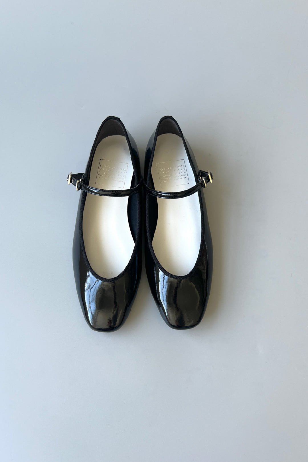 ロッタデザイン メリージェーンバレエ スクエアトゥ ブラックエナメル