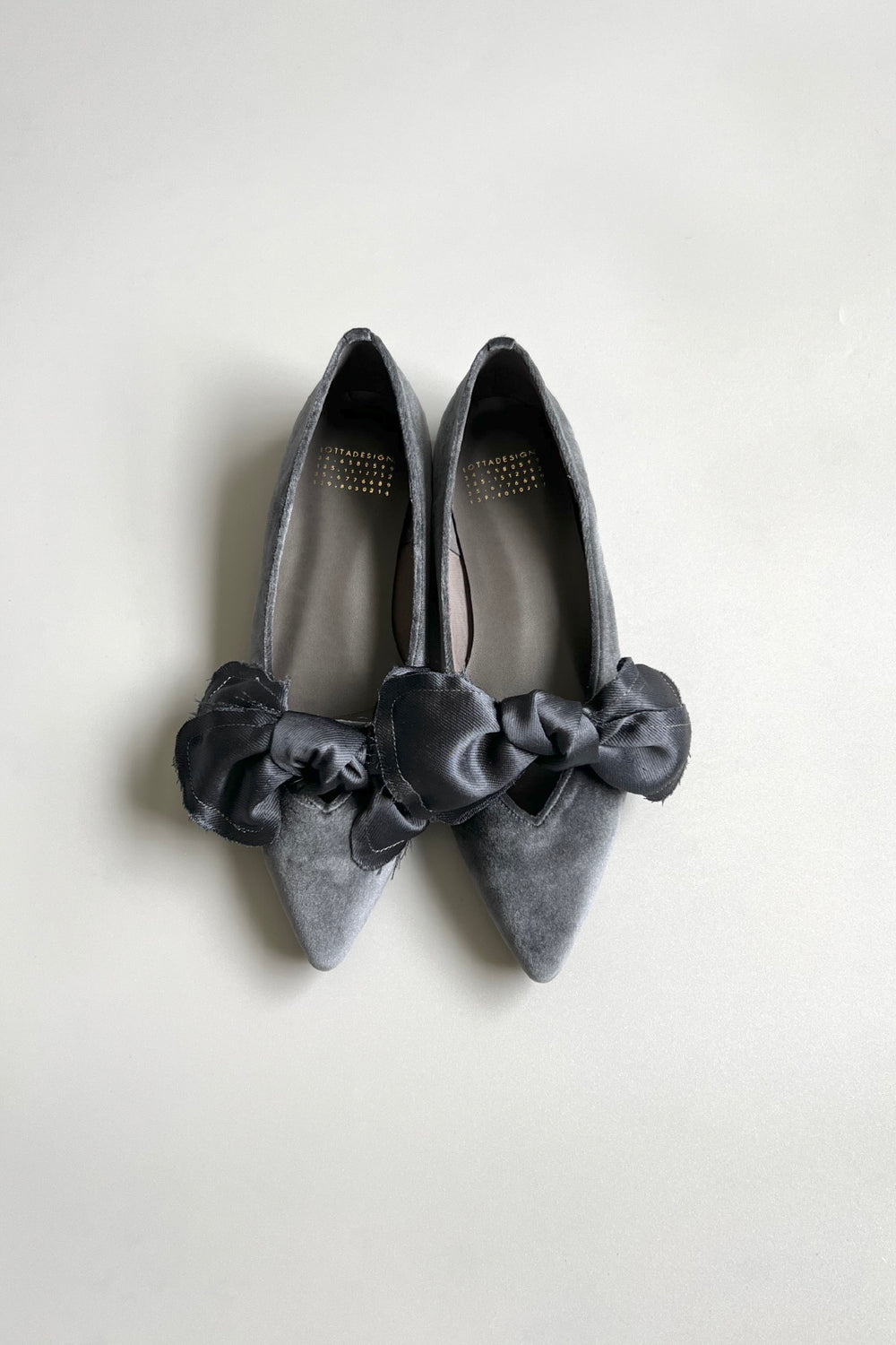 ANNA！ロッタデザイン シルバーリボン SILVER – LOTTADESIGN.