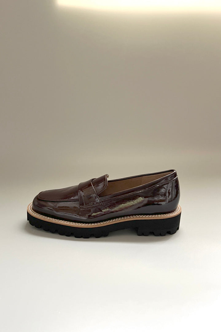 トラックソールローファー エナメルローファー ブラウンエナメル 晴雨