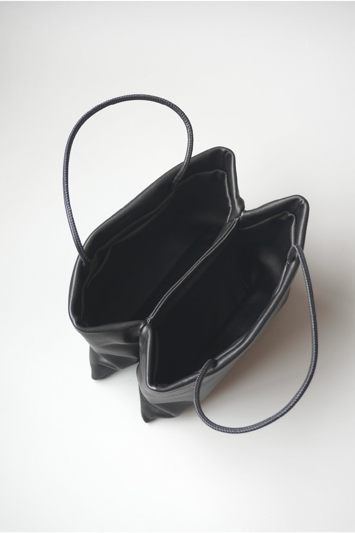 SELECT BAG / LOTTADESIGN.