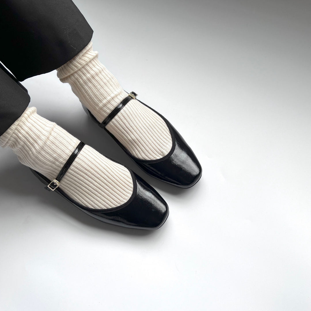 RENE_BLKE_socks2_1080x.jpg?v=