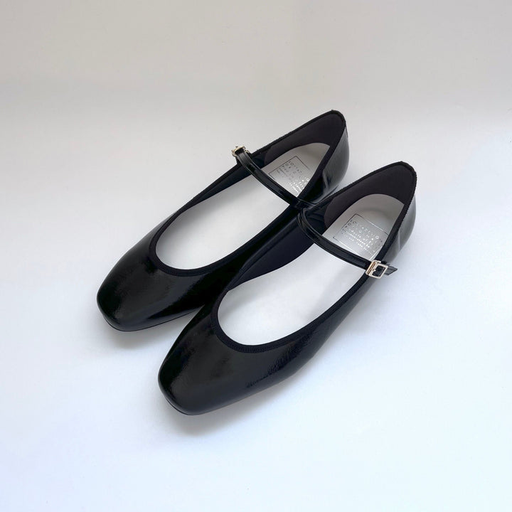 RENE_BLKe_naname_66b97001-f6f6